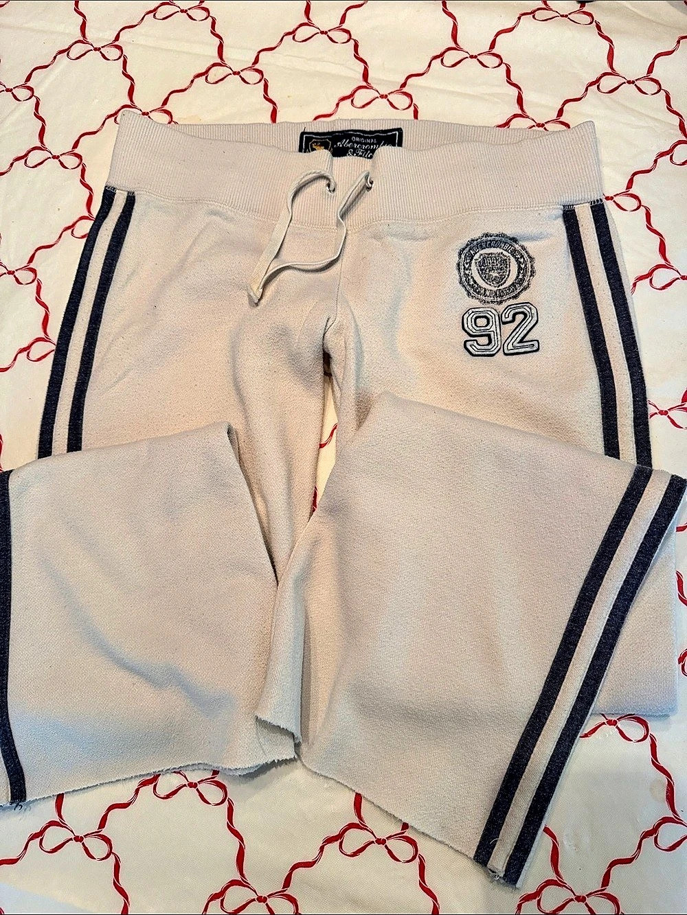 Abercrombie & Fitch Flare sweat fleece Pants Cream & Blue Medium READ